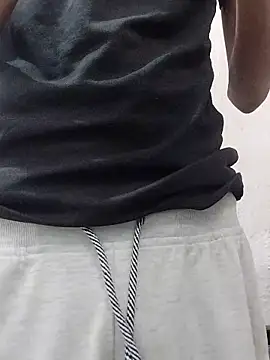 fakelove95 online show from 5, 3, 2025