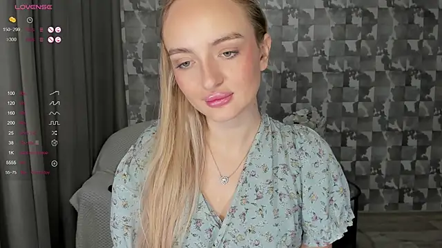 A delina online show from 3, 10, 2025