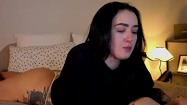 KimKhallifa online show from 7, 3, 2026