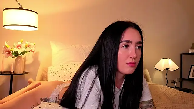 Snapshot of KimKhallifa chatting on 19, 7, 2026 KimKhallifa online show from 19, 7, 2026