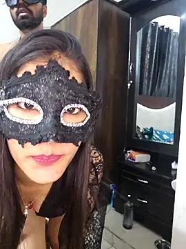 insta hotpair online show from 9, 11, 2025