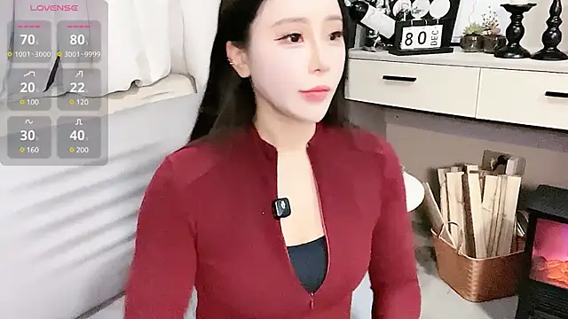 Caicai-a online show from 10, 3, 2025