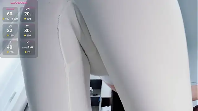 Caicai-a online show from 1, 2, 2026