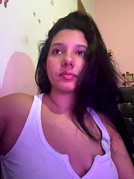 Snapshot of emmariders2 chatting on 9, 11, 2025 emmariders2 online show from 9, 11, 2025