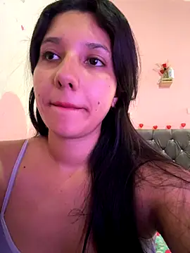 Snapshot of emmariders2 chatting on 6, 10, 2025 emmariders2 online show from 6, 10, 2025