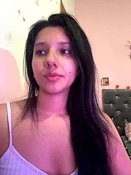 Snapshot of emmariders2 chatting on 18, 10, 2025 emmariders2 online show from 18, 10, 2025