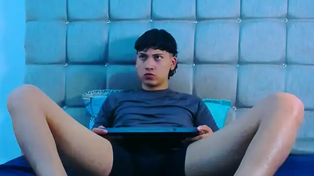 Br4ndxpimm online show from 25, 2, 2026