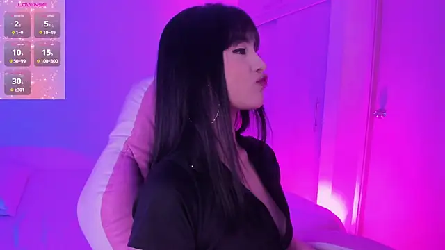 Snapshot of _HellEnd_ chatting on 21, 3, 2025 HellEnd online show from 21, 3, 2025