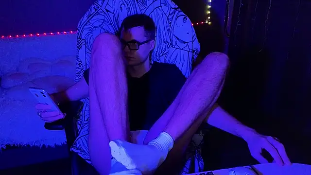 Snapshot of Leonnextdoor chatting on 13, 1, 2025 Leonnextdoor online show from 13, 1, 2025