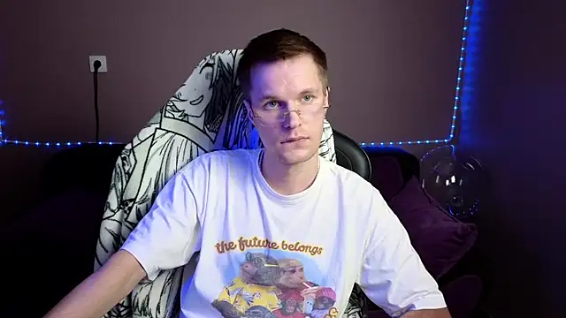 Snapshot of Leonnextdoor chatting on 9, 1, 2025 Leonnextdoor online show from 9, 1, 2025