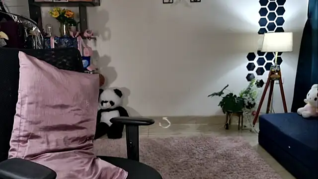 roseofvenom online show from 5, 4, 2026