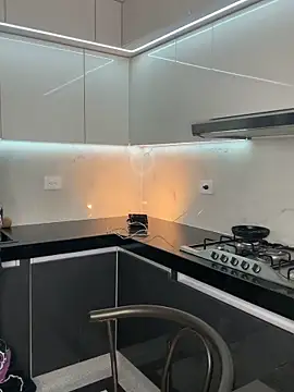 Maxi little online show from 12, 9, 2025