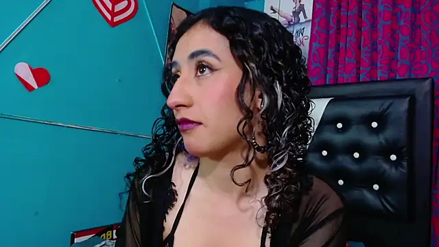 valerie mase online show from 5, 11, 2025