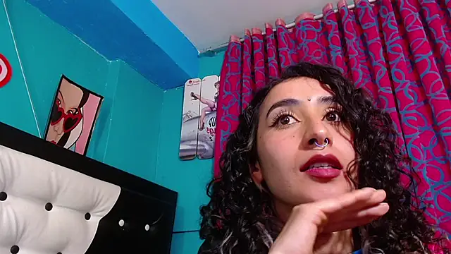 valerie mase online show from 13, 12, 2025