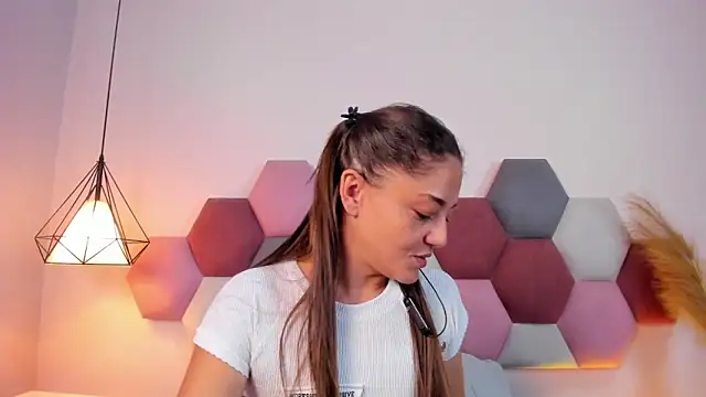 EloiseQuinn online show from 18, 10, 2025