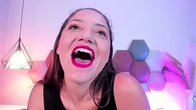 EloiseQuinn online show from 23, 9, 2025