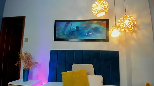 EloiseQuinn online show from 1, 12, 2025