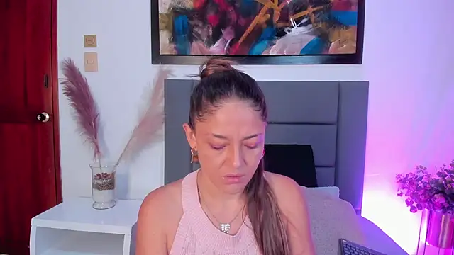 EloiseQuinn online show from 11, 9, 2025