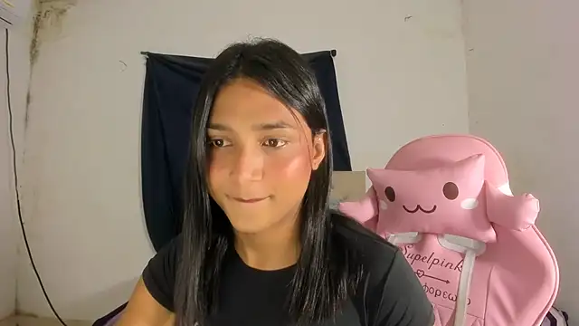 Snapshot of Miss_noah18 chatting on 26, 10, 2025 Miss noah18 online show from 26, 10, 2025