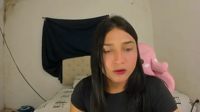 Snapshot of Miss_noah18 chatting on 11, 11, 2025 Miss noah18 online show from 11, 11, 2025