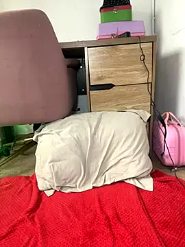 Ninabrunette18 online show from 16, 10, 2025