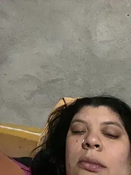 violeta candyy  online show from 15, 4, 2026