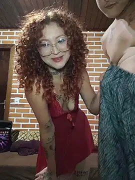 Snapshot of Phann_J_Casal chatting on 27, 11, 2025 Phann J Casal online show from 27, 11, 2025