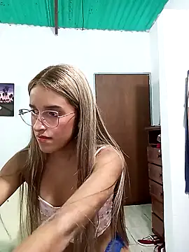 faby Hot online show from 9, 2, 2025