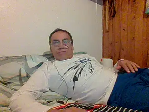 santiagon2015 online show from 10, 2, 2025