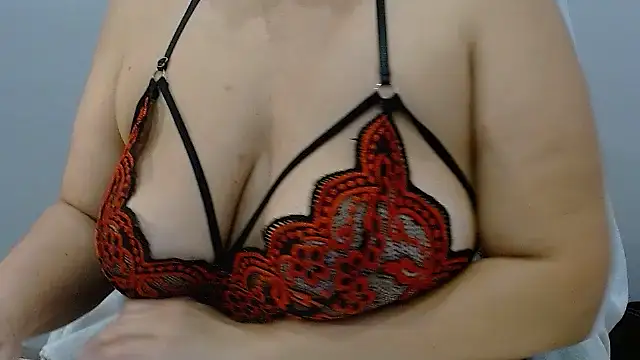 Betty2u online show from 24, 10, 2025