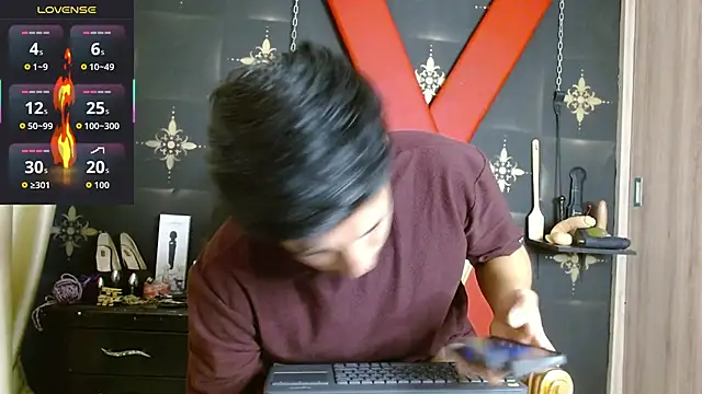 Noah-cock online show from 14, 12, 2025