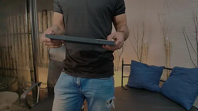 MarcoVitto online show from 8, 10, 2025