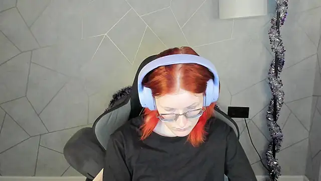 ElizabethHarpper online show from 14, 1, 2026