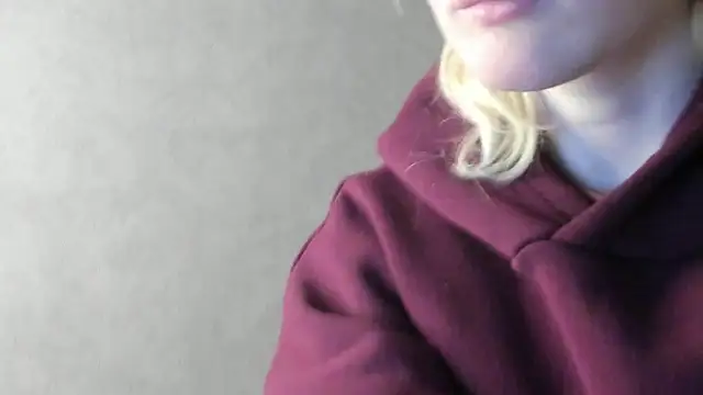 ElizabethHarpper online show from 2, 12, 2025