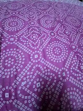 LavishBee80 online show from 6, 10, 2025