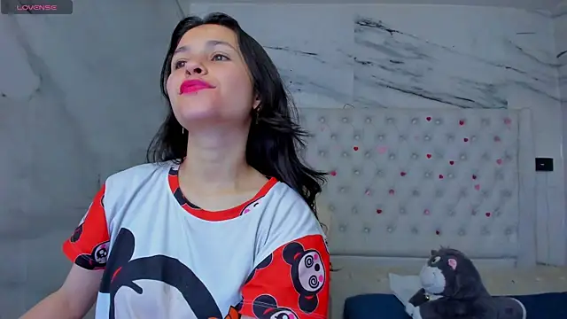 arissha lee online show from 14, 6, 2026