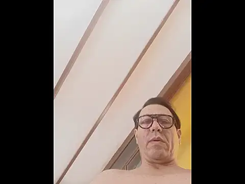 Snapshot of Rocket1978 chatting on 3, 2, 2026 Rocket1978 online show from 3, 2, 2026