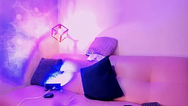 Snapshot of Angel_Khouri chatting on 12, 3, 2025 Angel Khouri online show from 12, 3, 2025