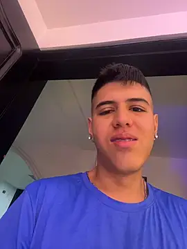 Snapshot of Angel_Khouri chatting on 21, 11, 2025 Angel Khouri online show from 21, 11, 2025