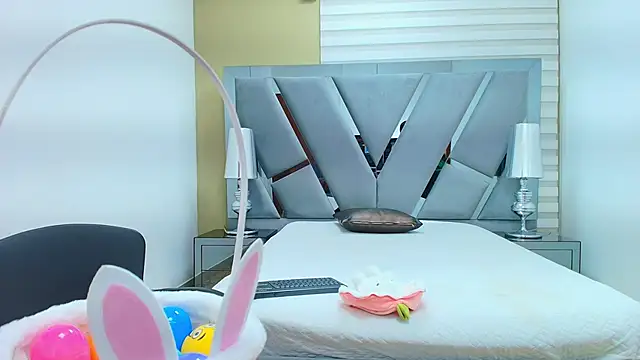 DAVID VICTORIAA online show from 31, 3, 2026