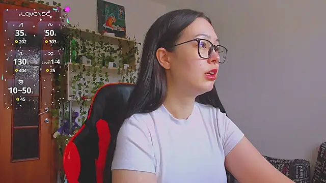 kittenrisha online show from 6, 3, 2025