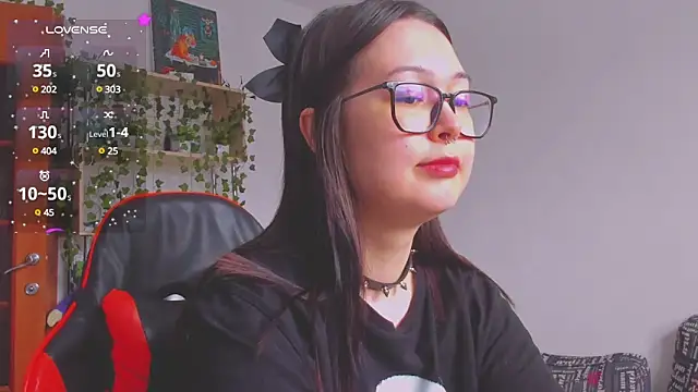 kittenrisha online show from 12, 3, 2025