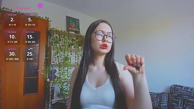 kittenrisha online show from 28, 2, 2025