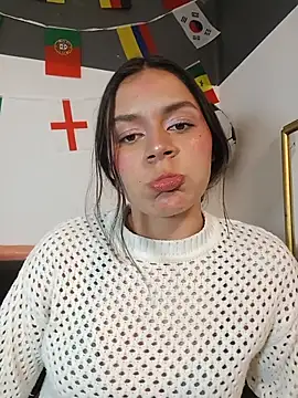 Danni shy online show from 24, 6, 2026