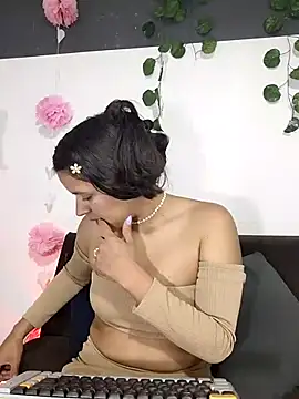 Danni shy online show from 12, 9, 2025