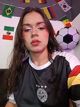 Danni shy online show from 29, 6, 2026