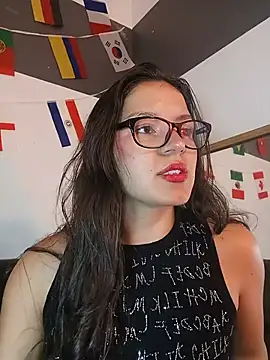 Danni shy online show from 4, 7, 2026