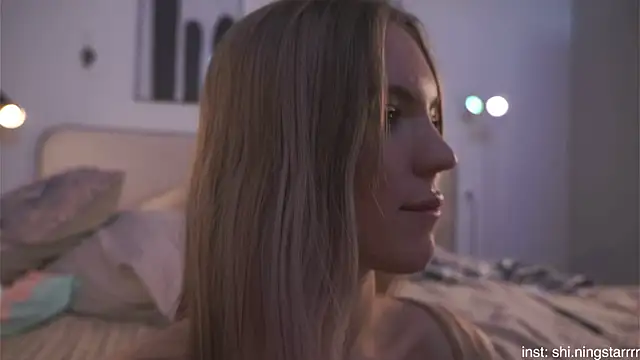 alittlestarrr online show from 22, 2, 2025