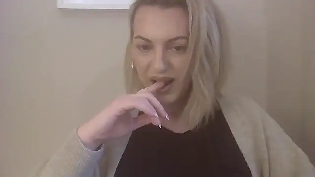 Gigi-Honey online show from 17, 12, 2025