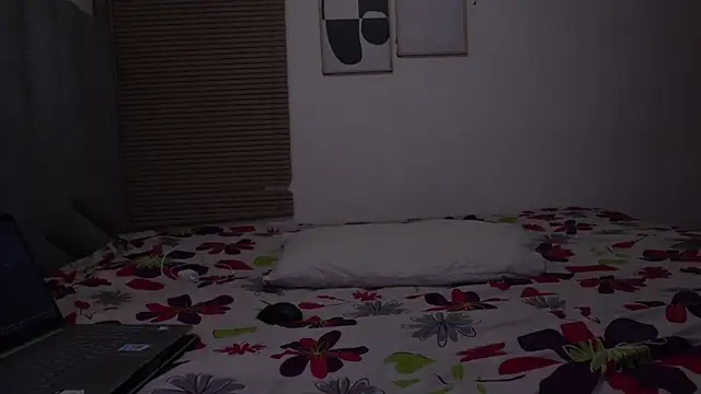 womantall99 online show from 26, 3, 2026